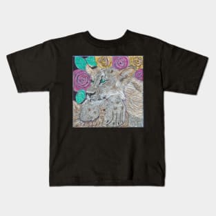 Lion with roses Kids T-Shirt